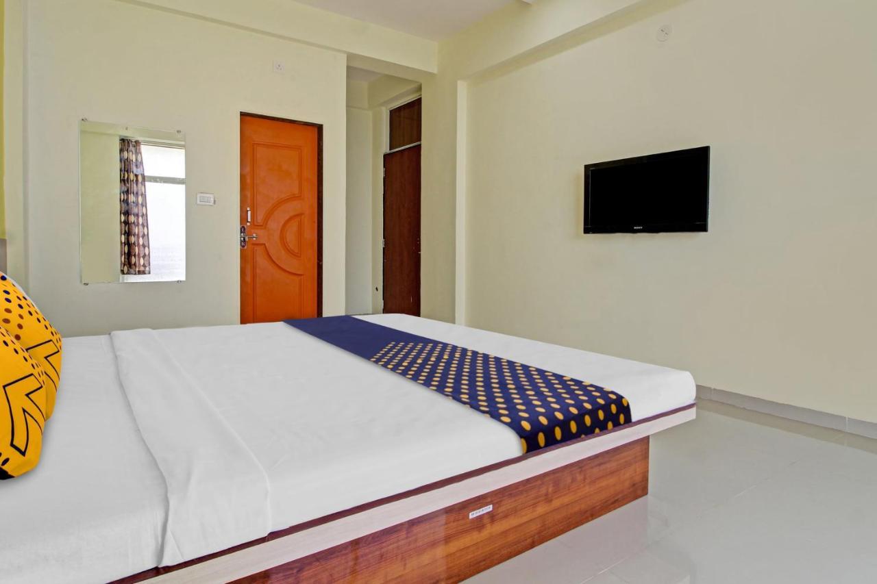 Oyo Hidden Palace Hotel Pune